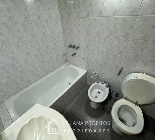 Triplex En Venta 4 Ambientes Con Cochera Quilmes Centro