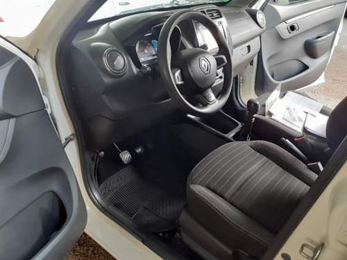 Imagen 16 de 19 de Renault Kwid 2018 1.0 Sce 66cv Intense Nuevo De Paquete