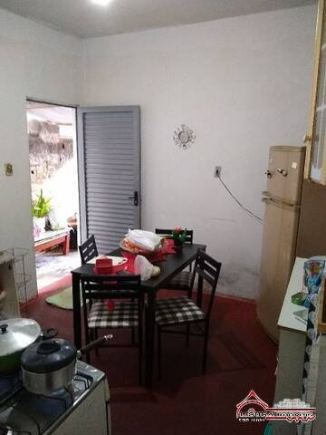 Imagem 5 de 8 de Casa No Cidade Salvado Com Preço De Terreno - 8762