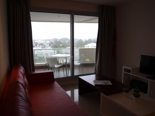 Punta Del Este, Apartamento Zona Brava- Ref: 11650