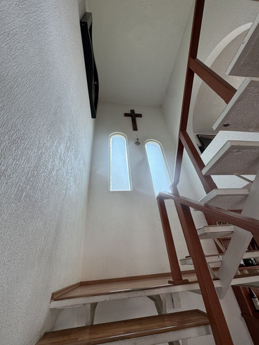 Casa Estilo Clásico En Venta En Chiluca, Zona Esmeralda