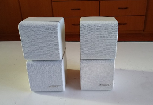 2 Parlantes Bose Cubos Blancos O Bose Gem Gris Perfectos