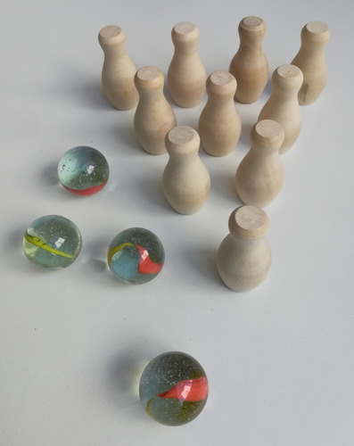 Imagen 9 de 10 de Minibowling Bolos 10 Pinos Y 4 Bolas 24mm Canica Caja Madera