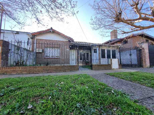 Chalet Clásico En Inmejorable Ubicación