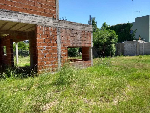 Imagen 5 de 9 de Lote Con Obra Con Un Avance De 30% - En Calle 600 Y 11 Bis