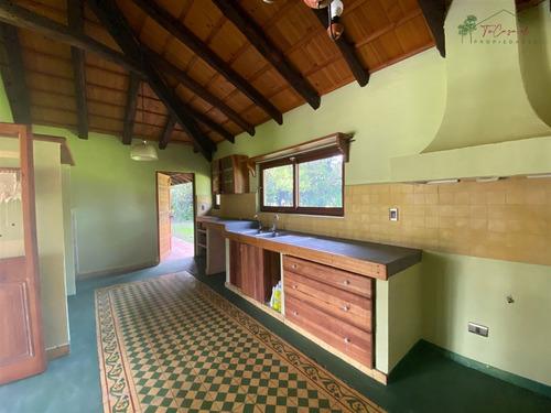 Excelente Casa En Venta De 4d/3b En Carampangue - Trebulco