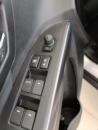 Suzuki Scross Automatica Hibrida 2026