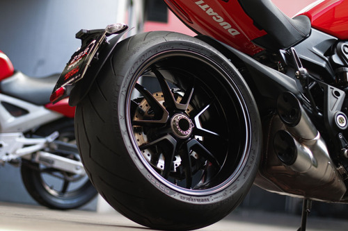 Ducati Diavel 1260 S 2023 Exclusiva