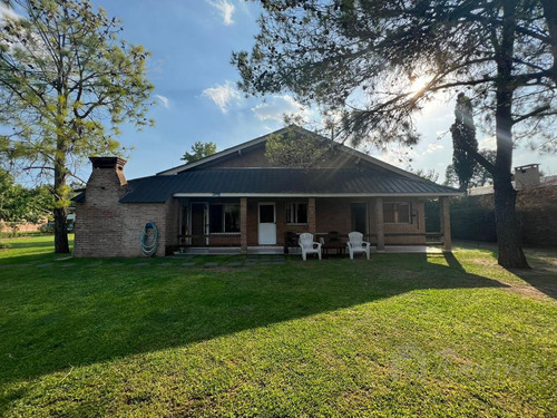 Quinta 3 Ambientes En Venta - Francisco Alvarez, Moreno