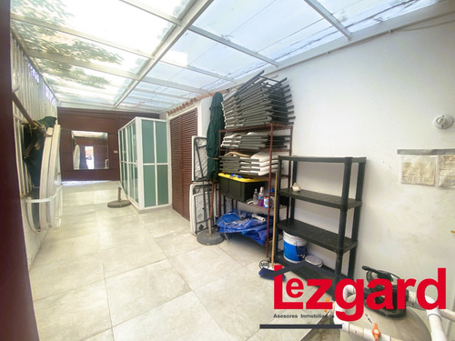 Amplio Refugio Familiar: Casa Con 5 Recámaras A La Venta En Lomas De Cocoyoc