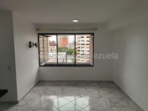 Venta De Apartamento. Mls 26-463, Ycl.