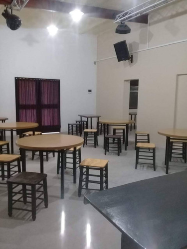 Alquiler: Bar Y Casa En La Vanguardia, A 50 Km De Rosario.