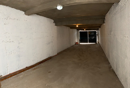 Casa 185 M2 Y Terreno De 1000 M2 Con Acceso Por Dos Calles