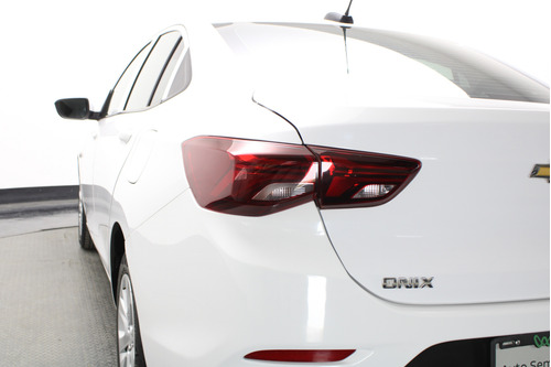 Chevrolet Onix 1.0t Ls At