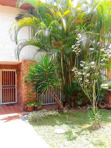 Imagen 9 de 18 de Casa Tipo Townhouse En El Hatillo Mh