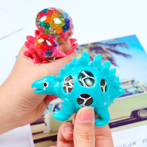 Imagen 3 de 7 de Squishy Dinosaurio Con Gel Antiestrés Souvenir Pelotitas X1