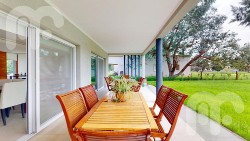 Venta Casa De 4 Dormitorios En Miralagos