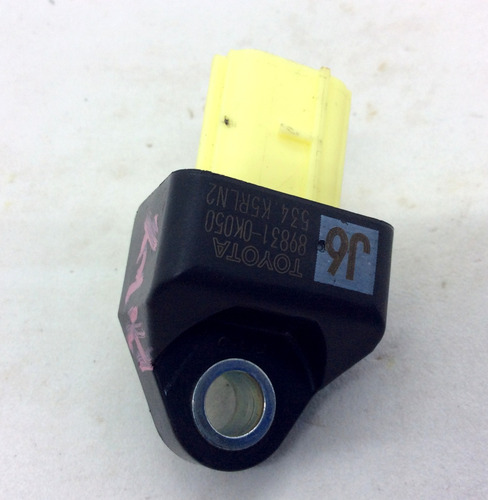 Sensor Impacto Puerta Trasera Izquierda Hilux 22 4x4 Diésel (Usado)