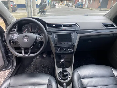 Volkswagen Voyage 1.6 Comfortline Mecanico