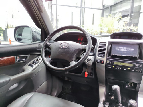 Toyota Land Cruiser Prado Vx