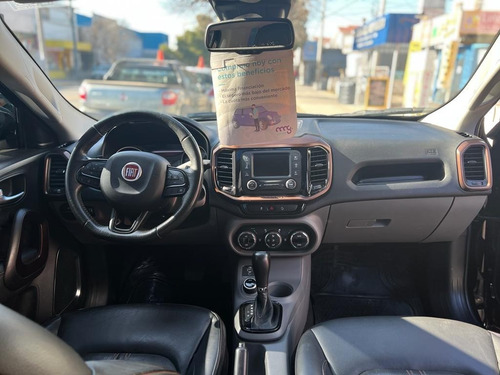 Imagen 6 de 8 de Fiat Toro Volcano 2.0 16v 4x4