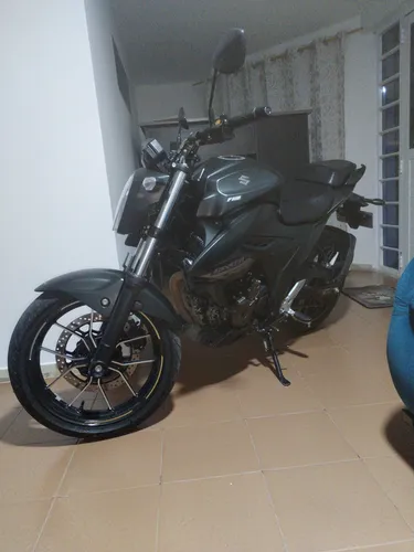 Suzuki Gixxer 250