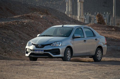 Toyota Etios 1.5 Sedan X