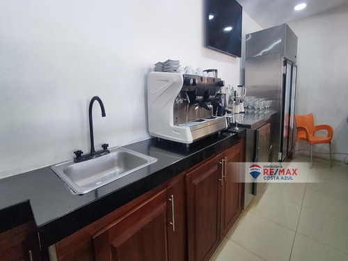 En Venta Terreno Con Local Comercial En La Carretera Nacional Moron Coro Tucacas