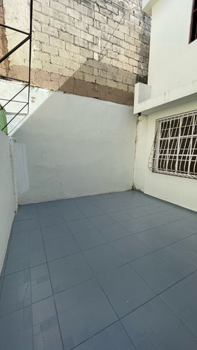 Alquilo Local Comercial 1er Nivel En El Galá, Próximo A La John F. Kennedy Con Núñez