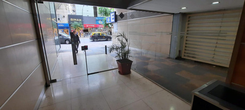Departamento En Recoleta En Alquiler Con Balcón, Amenities
