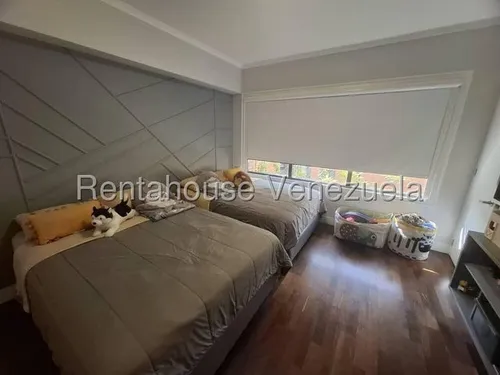 Agp Increíble Apartamento Con Cocina Moderna Y Espacios Bien Distribuidos En Venta En Campo Alegre 25-13252 Ys