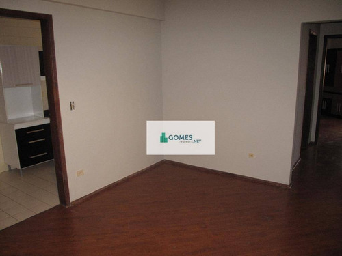 Apartamento Com 3 Dormitórios Para Alugar Por R$ 1.300,00/mês - Jardim Botânico - Curitiba/pr - Ap0131