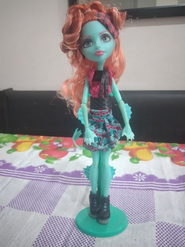 Boneca Monster High Lorna Exchange 