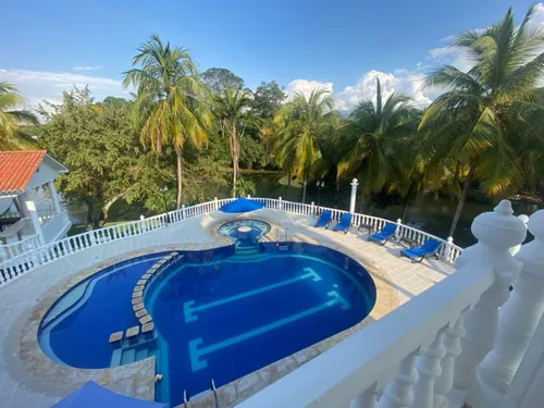 Casa En Venta En Melgar. Cod V16587