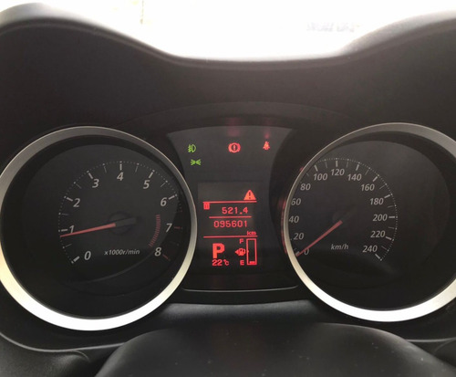 Imagem 23 de 25 de Mitsubishi Lancer 2.0 Automático Prata Ano 2014