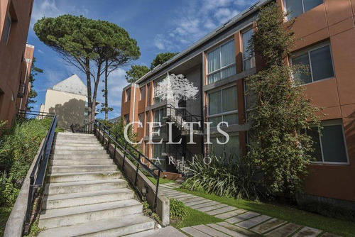 Duplex 4 Ambientes 113m2 En Aguacalma
