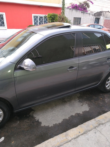 Imagen 6 de 12 de Volkswagen Bora Style 2.5 Automático