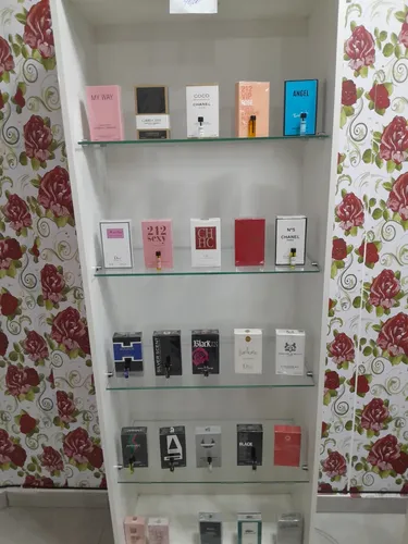 Loja De Produtos De Beleza E Acessórios