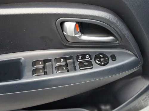 Kia Rio Ub Ex Mt Jen071