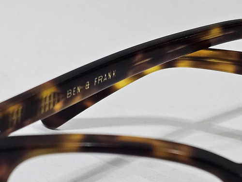 Armazon De Lentes Ben & Frank Modelo Truman Animal Print (Usado)
