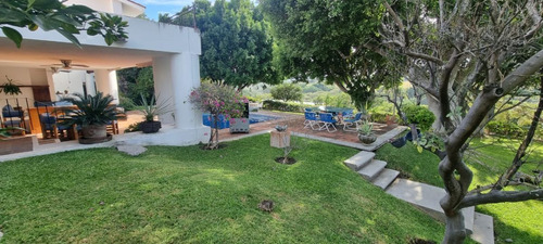 Casa En Venta En Fracc. Colinas De Santa Fe, En Xochitepec, Morelos