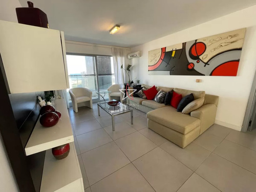 Apartamento En Venta En Punta Del Este! Penthouse Con Parrillero Propio!