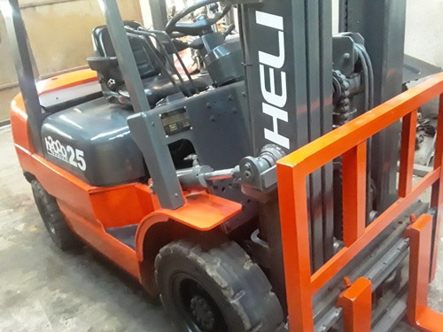 Autoelevador Heli