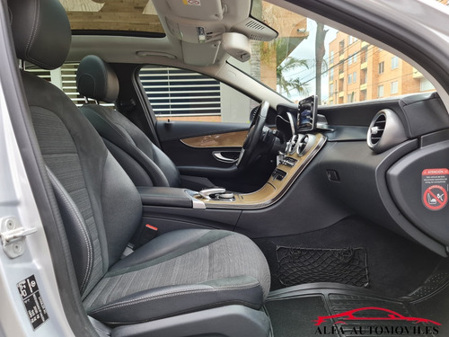 Mercedes Benz C-200 Exclusive 2.000cc A/t Sun Roof 2015