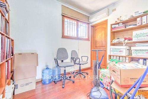 Casa Con Gran Terreno En Las Condes Muy Próxima A ...
