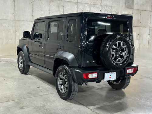 Suzuki Jimny 1.5 Glx At 5P