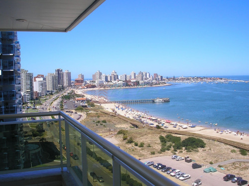 Apartamento En Mansa, 3 Dormitorios *- Ref: 1935