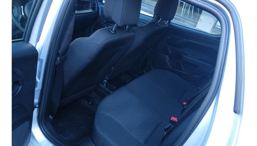 Imagen 14 de 19 de Fiat Strada Freedom 1.4 Jp