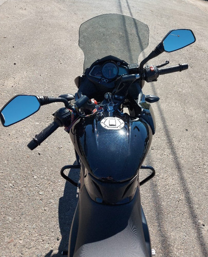 Bajaj Rouser As 200 Rouser As 200