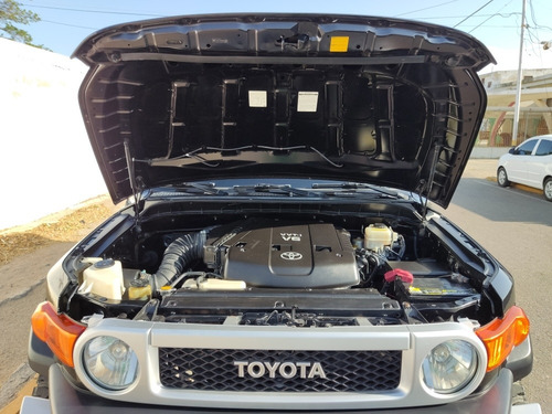 Imagen 13 de 13 de Toyota Fj Cruiser